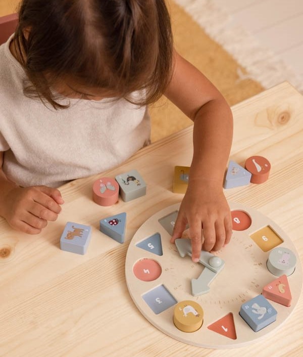 Jouets et jeux éducatifs - Victoire et Compagnie à Bergues