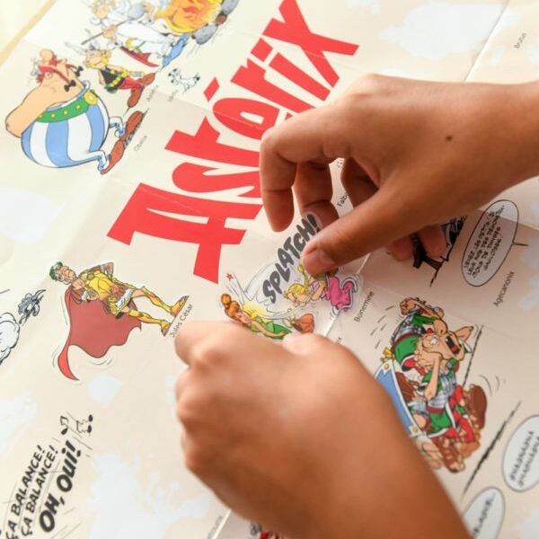 poppik-poster-collector-asterix-obelix-idefix-stickers-10-copie-600×602